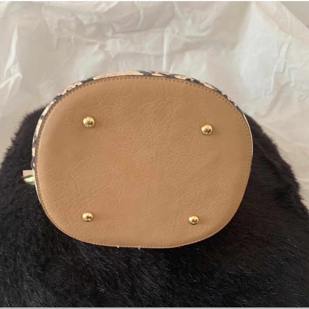 Snakeskin handbag - Picture 4 of 8
